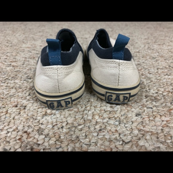 Gap slip on shoes - Picture 3 of 4